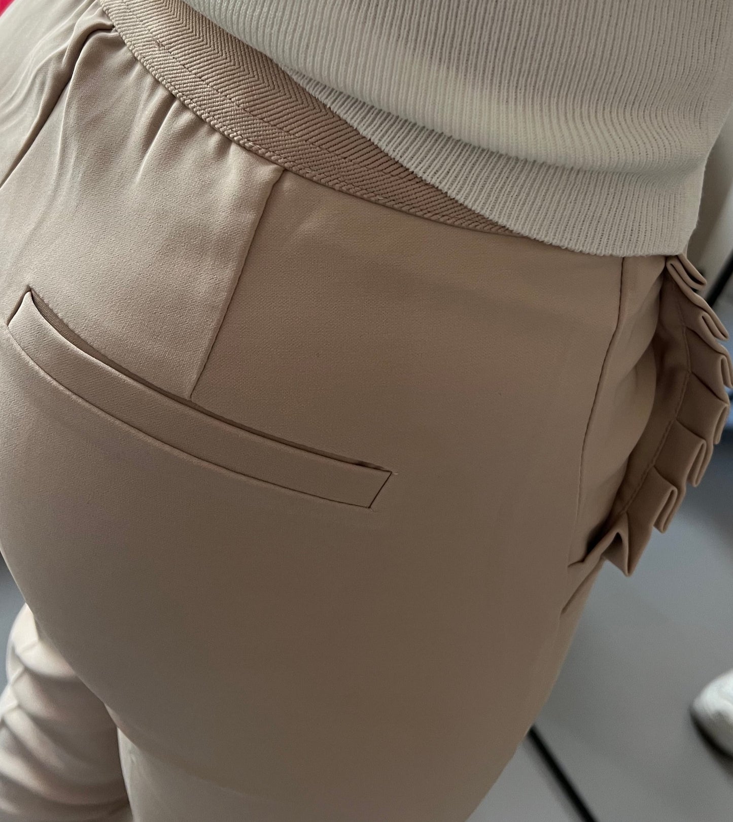 Broek Ruffle Beige