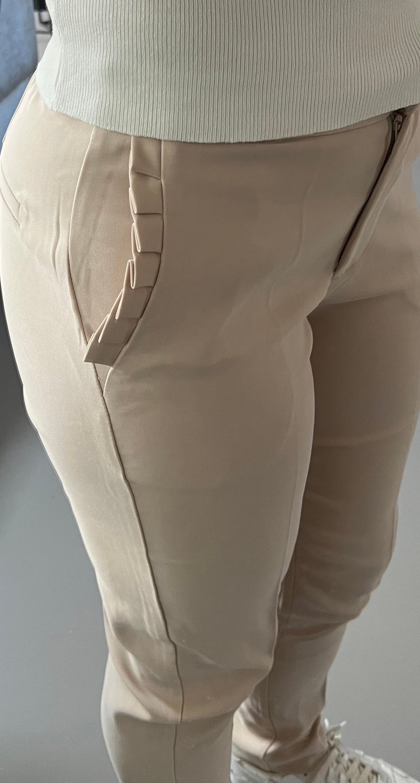 Broek Ruffle Beige